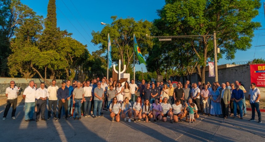 LA UIC INAUGURÓ SU MONOLITO