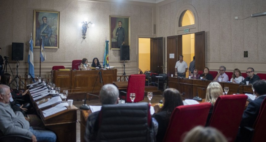 HCD: PRIMERA SESIÓN DE ABRIL