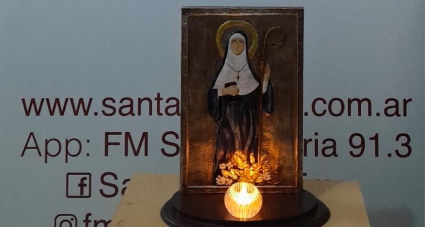 MES DE SANTA FLORENTINA