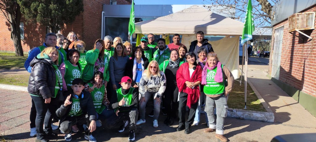 JUNTA INTERNA MUNICIPAL EN ATE CAMPANA
