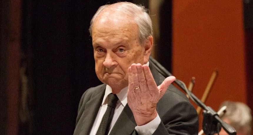 HOMENAJE A ATILIO STAMPONE